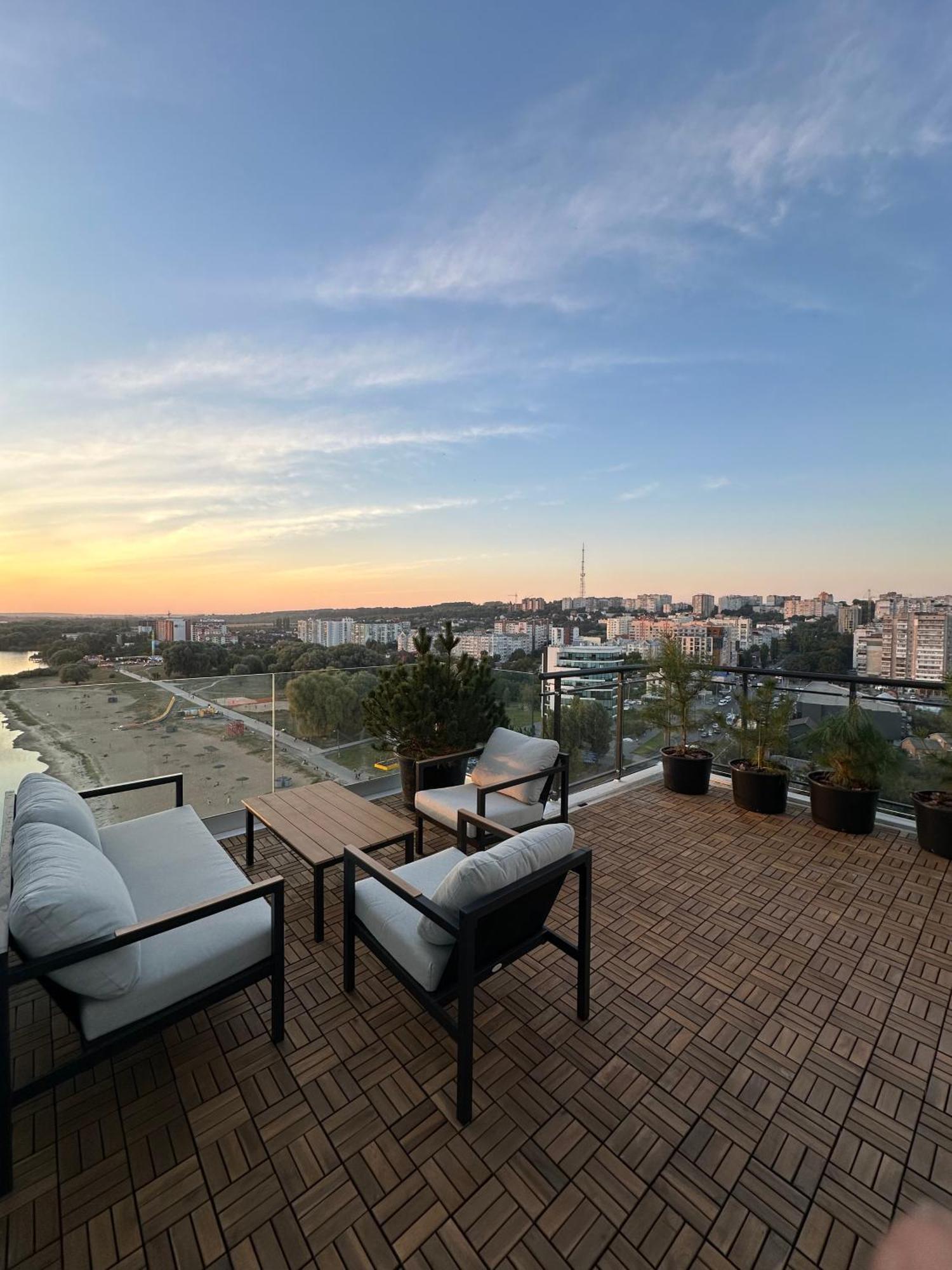Апартаменти Мон Блан Khmelʼnytsʼkyy Exterior foto