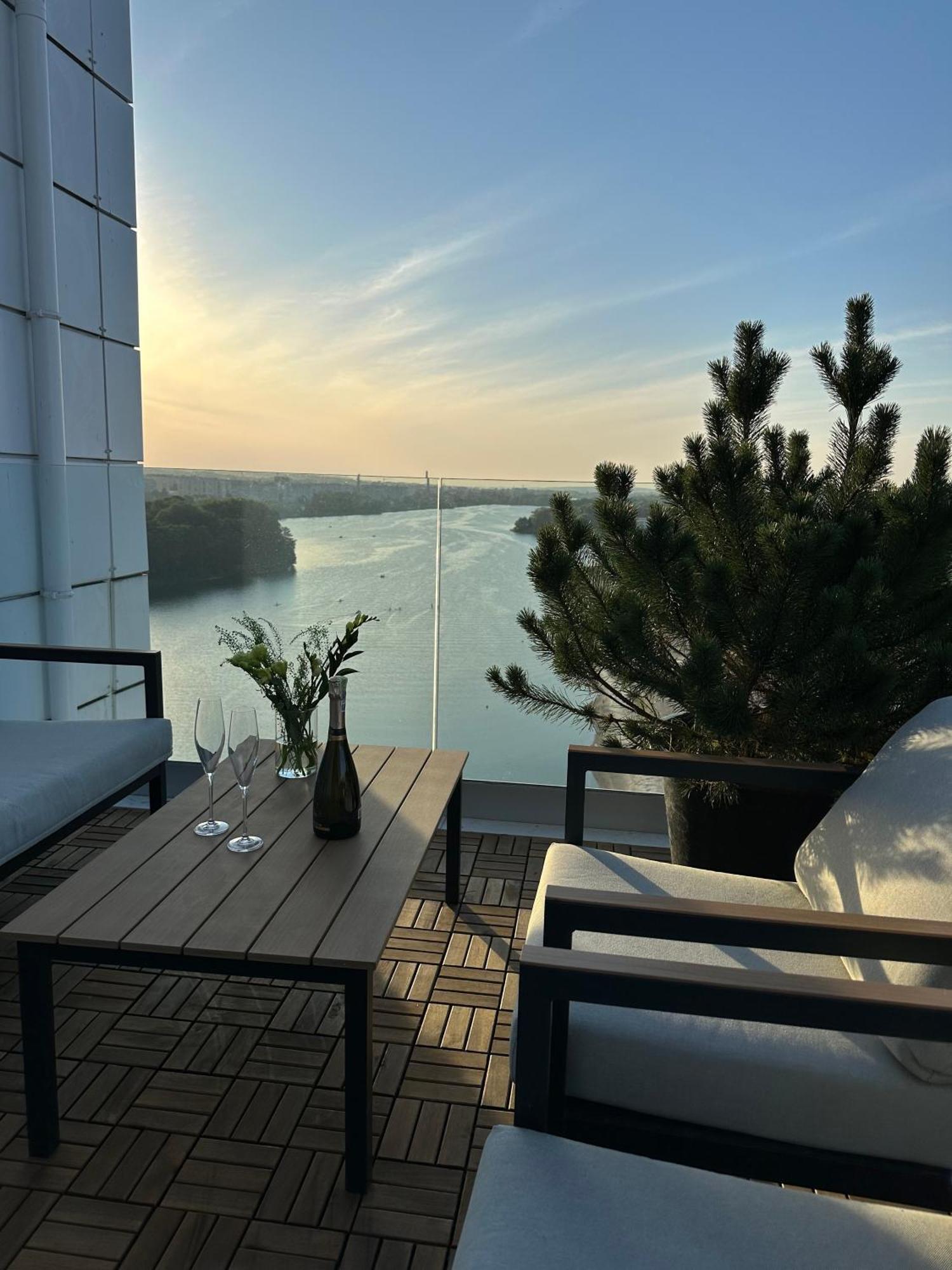 Апартаменти Мон Блан Khmelʼnytsʼkyy Exterior foto